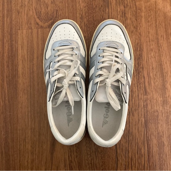 Gola Hawk II, size 10